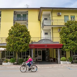  Hotel Marilinda